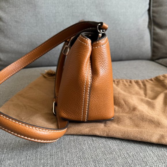 Toteme T-locked brown leather bag - Picture 9 of 12